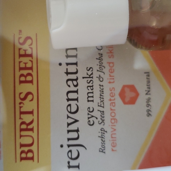 🚫SOLD Burt's Bees Best Of Kit - NEW 🎉HP - Picture 9 of 10